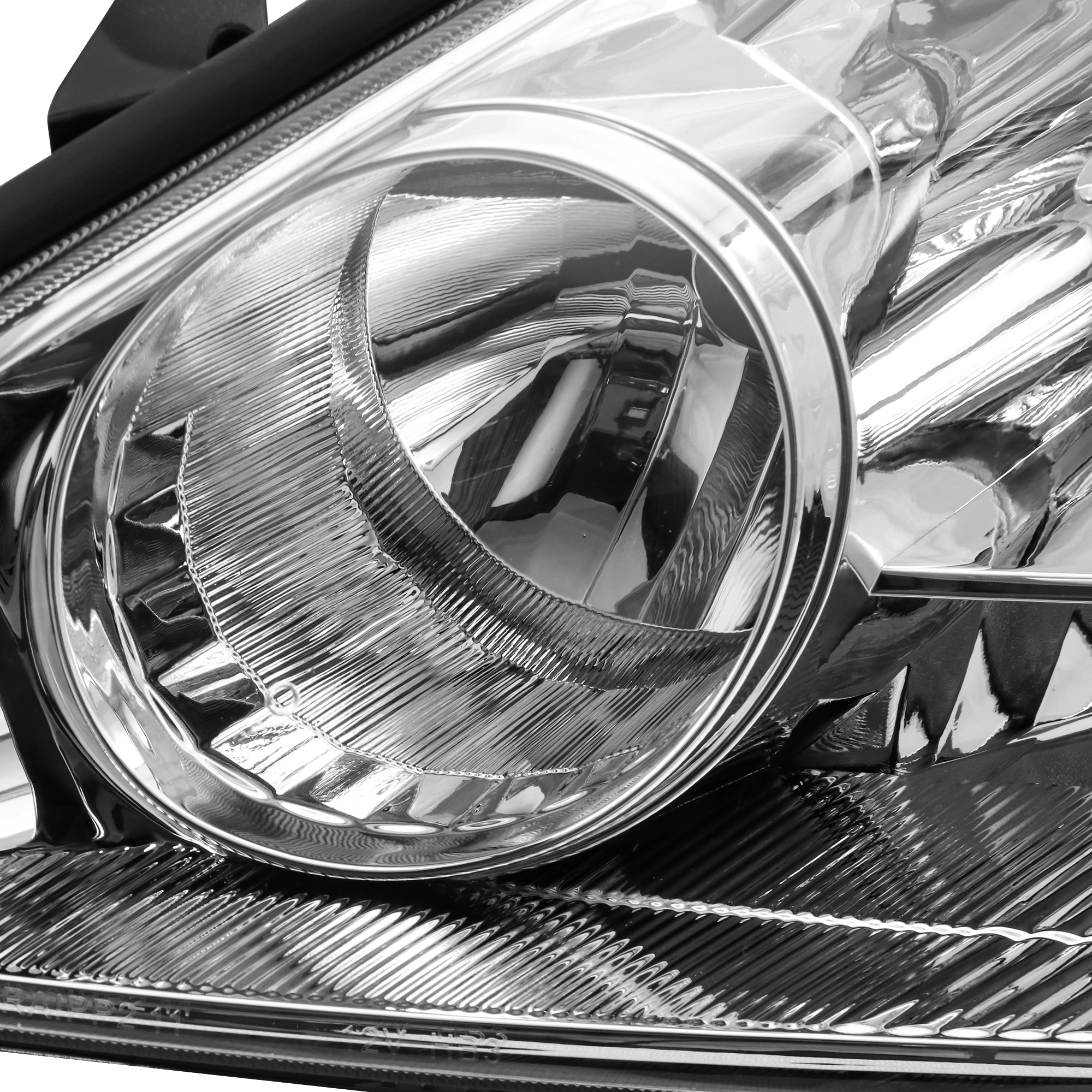 Ultimatecar Pair Chrome Halogen Headlights For 2004-2005 Toyota Sienna – Driver & Passenger Side, Clear Lens