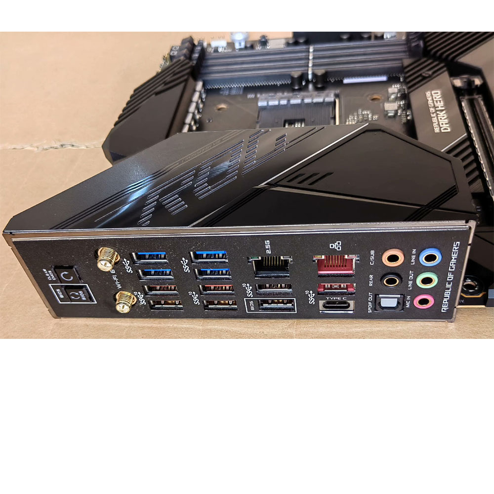 For ASUS ROG CROSSHAIR VIII DARK HERO Motherboard AMD X570 Socket