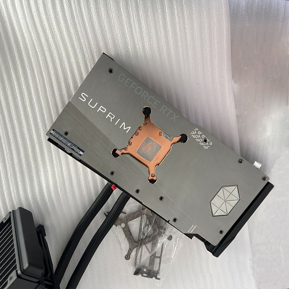 MSI GeForce RTX 4090 SUPRIM X 水冷ヒートシンク MSI GeForce RTX 4090 Suprim Liquid X Review: Ada Chills Out