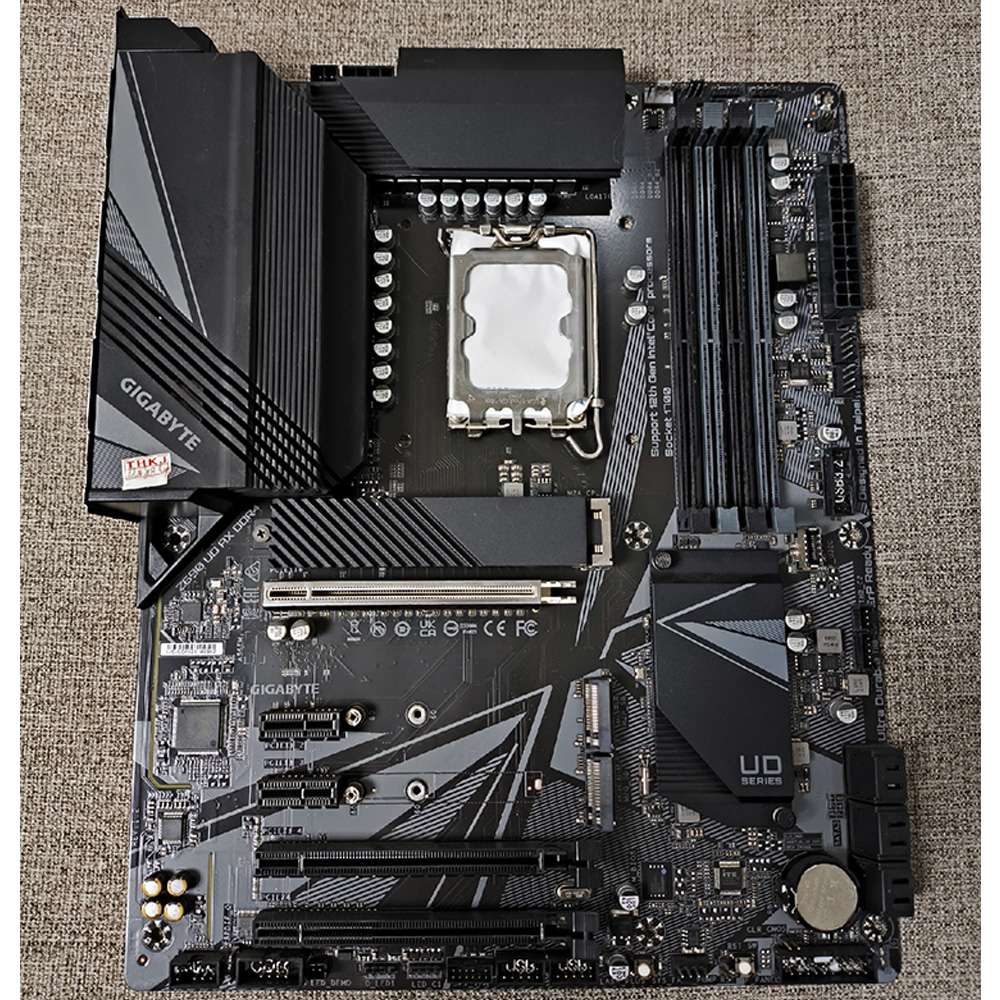 For Gigabyte Z690 UD AX DDR4 Motherboard LGA1700 3×M.2 6×SATAIII