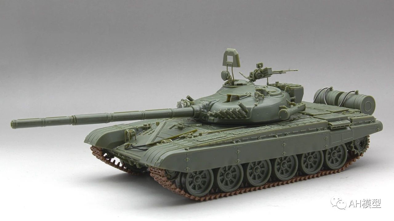 Amusing Ah35a038 1 35 T 72ml Russian Army Tank With Resin Soldiers And Poster Ebay