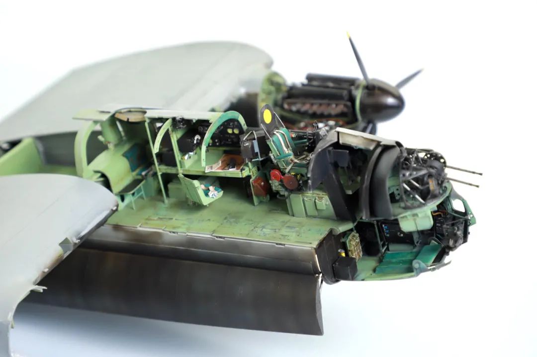 Border Model BF-010 1/32 Scale Avro Lancaster B Mk.I/III