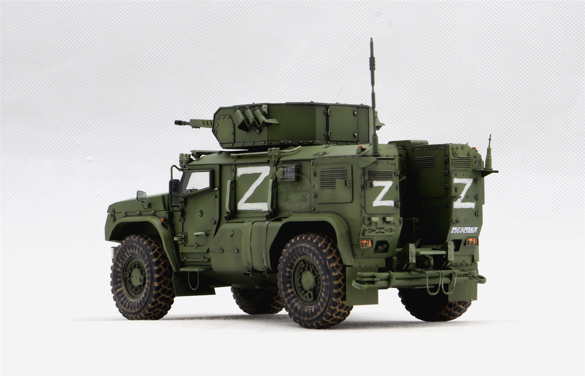 RPG 35022 1/35 Russian KAMAZ K-4386 TYPHOON-VDV ARMOURED