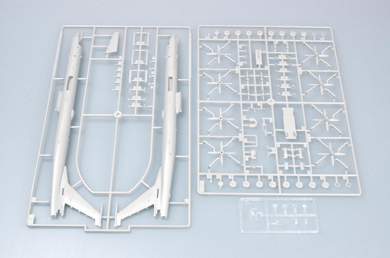 Trumpeter 1/144 03905 Tu-142MR Bear-J model kit | eBay