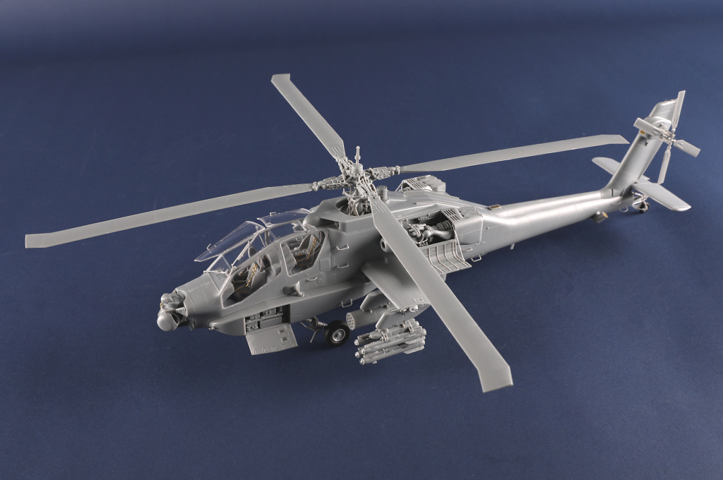 Trumpeter 05114 1:35 Scale AH-64A Apache Early Plastic Model Kit