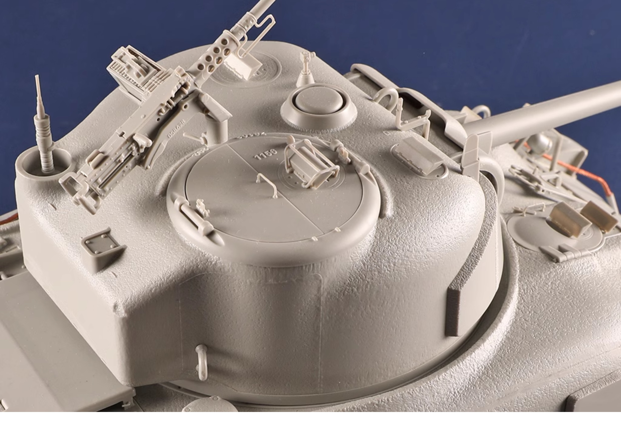 Trumpeter 61617 1:16 M4A1 Sherman Medium Tank - Late Model Kit | eBay