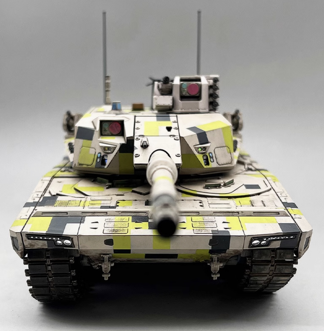 Amusing 35A065 1/35 KF51U Panther 4th Generation Main Battle