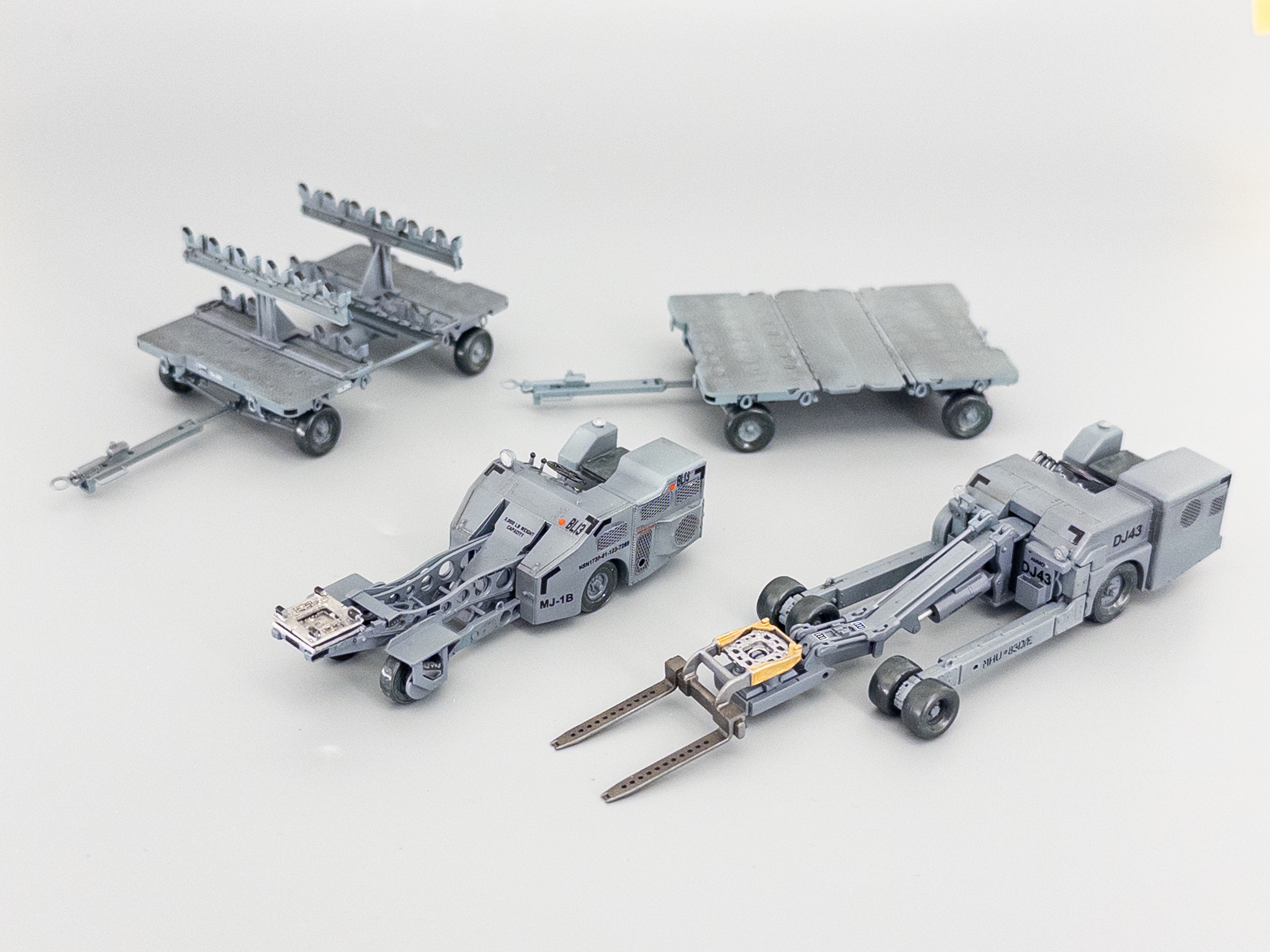 軍物プラモデル　8コまとめてドン♪ 612Qsd46++L._UF350,350_QL50_.jpg