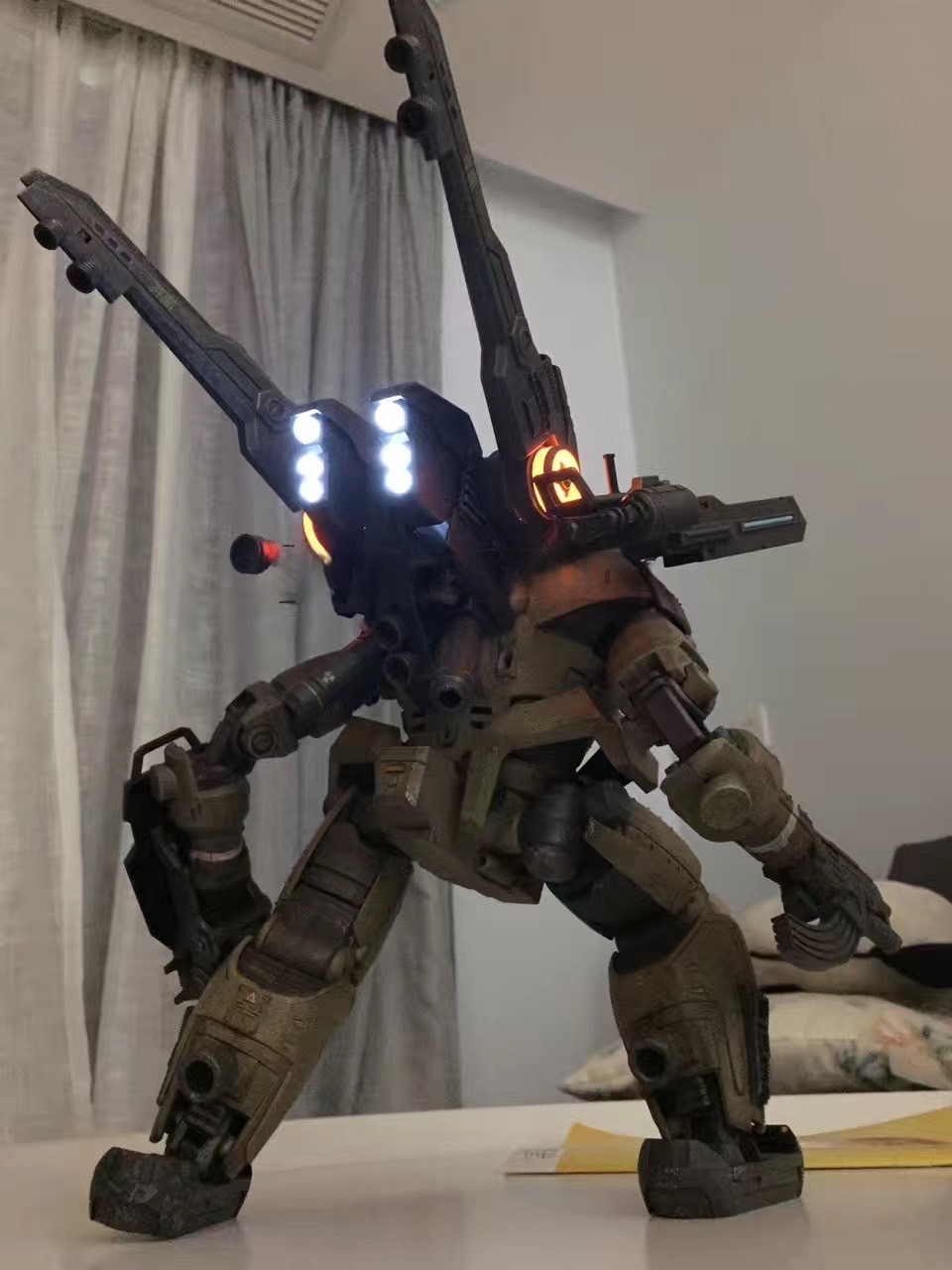 Lost Planet 1/18 Vehicle Robot Action Figures Model Collectible