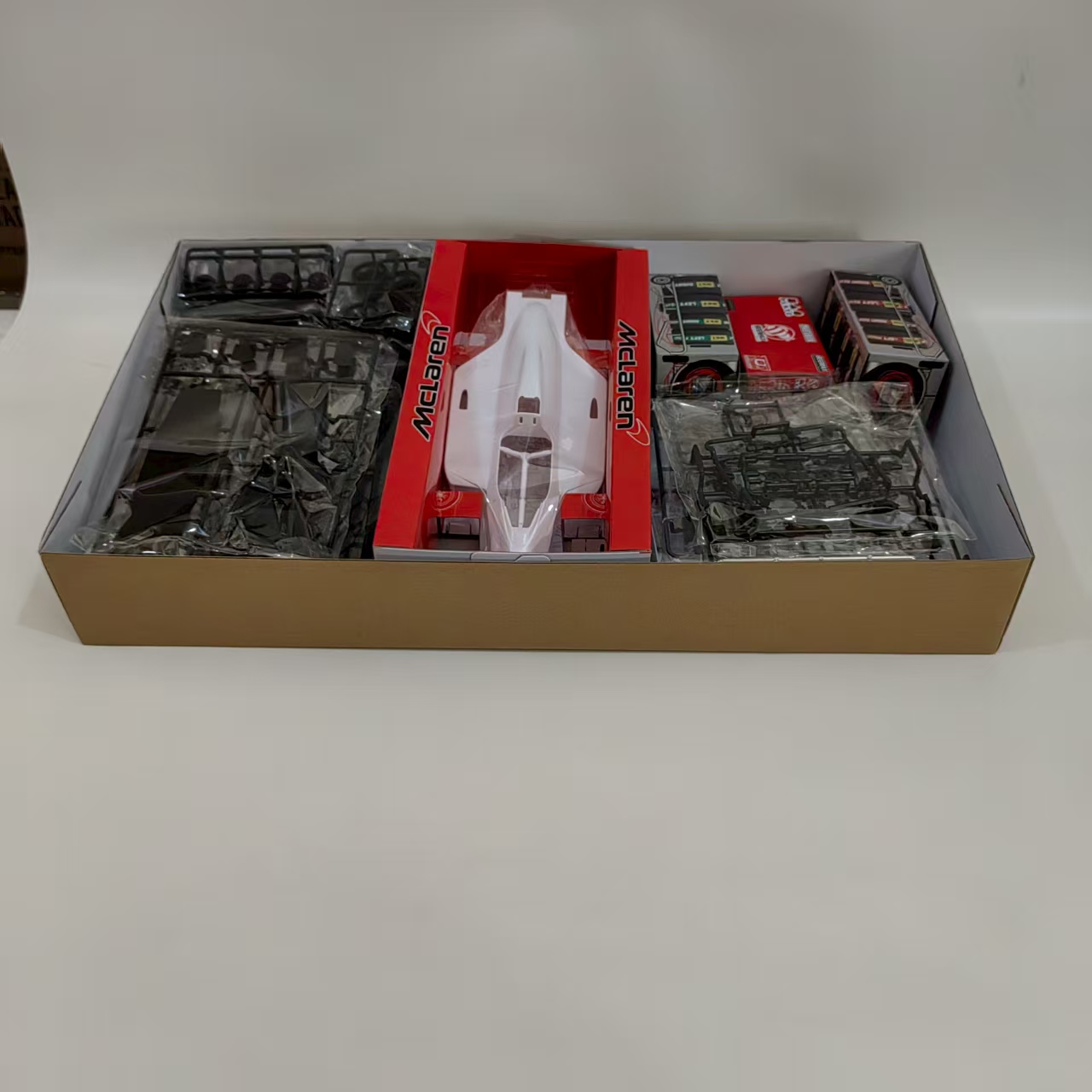 BEEMAX BX12002 1/12 Formula Series Monaco Grand Prix MP4/4 1988