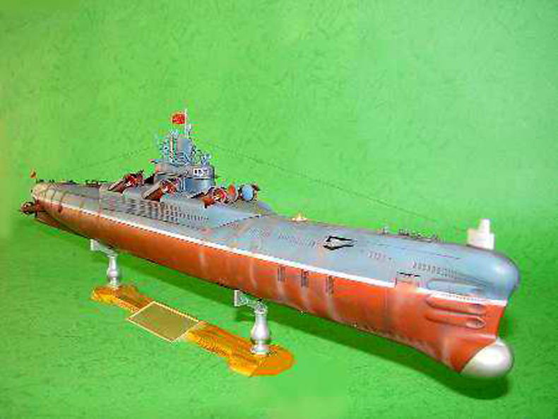 CHINESE TYPE 33G SUBMARINE 1/144 SUBMARINE Trumpeter model kit 05902