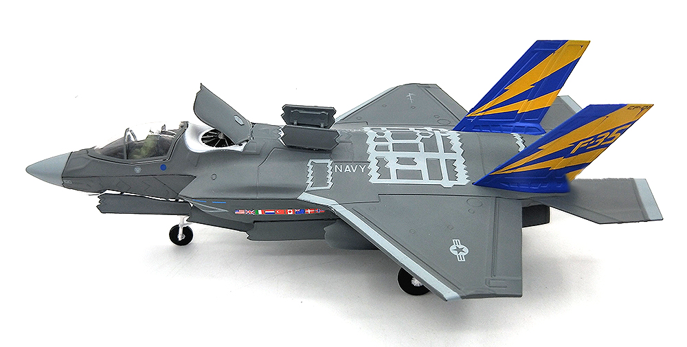 FIGHTNING II F-35 1//72 diecast plane model aircraft AMER