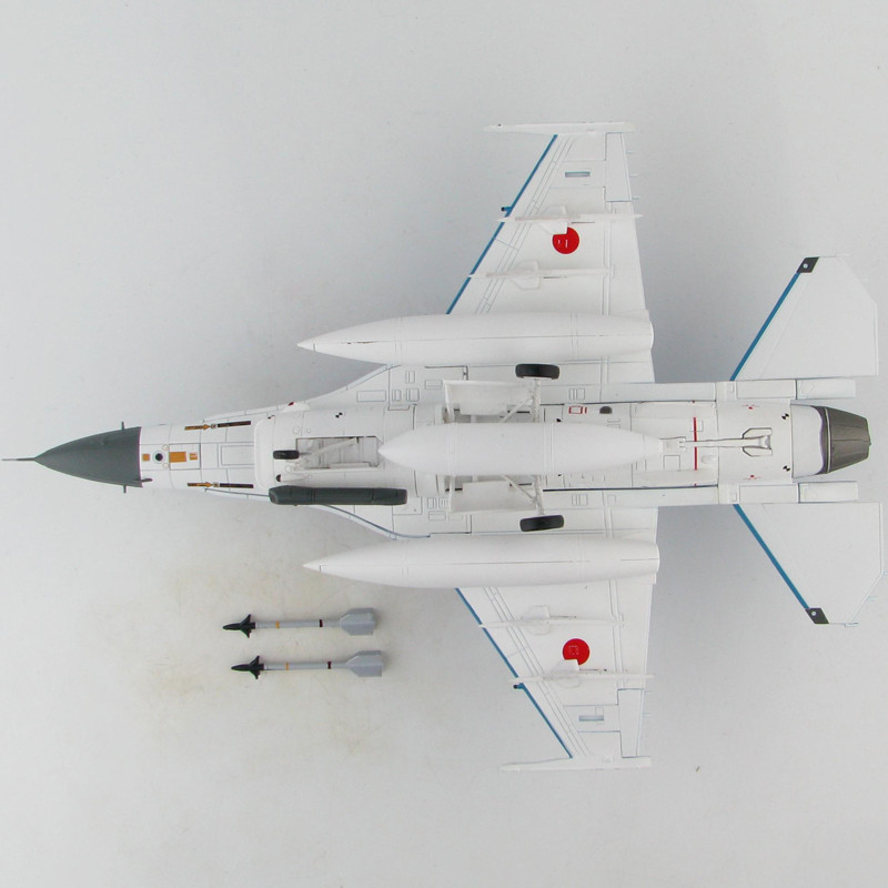 HM Japan XF-2B jet Fighter 63-8102 without wing pylons 1/72