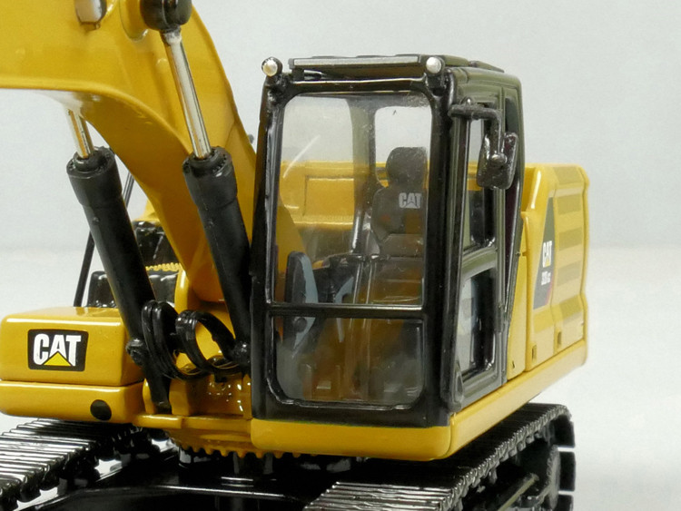 模型製作用品 CAT 320 GC HYDRAULIC EXCAVATOR 1:50 Amazon.com: Diecast Masters 1:50 Scale Caterpillar 320 GC