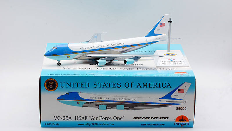 BOEING　VC-25A　1：400　アメリカ　金属模型 1/400 US Air Force One VC-25A Boeing 747 82-8000 aircraft