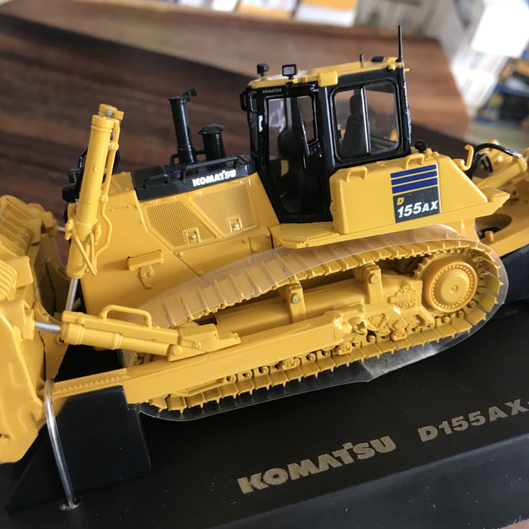for Komatsu D155AX-8 Dozer with Ripper 1/64 DIECAST MODEL
