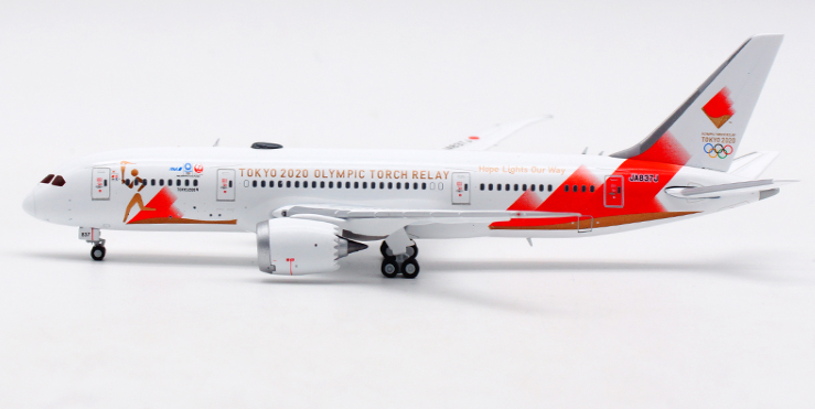 JCWings JAL BOEING 787-8 JA837J TOKYO 2020 OLYMPIC TORCH1/400