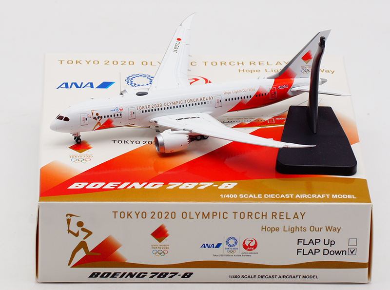 JC Wings JAL 日本航空 1:400 B787-8 JA837J 1:400 JC Wings JAPAN AIRLINES BOEING 787-8 Passenger