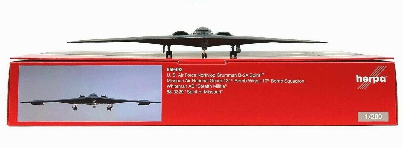 航空機・ヘリコプター Herpa 1/200 B-2A Spirit of America Herpa 1/200 Spirit of America B-2A Phantom Bomber 82-1066