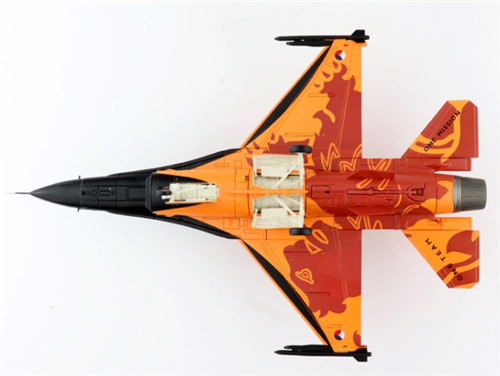 HM Lockheed F-16AM J-015 Solo Display Dutch 1/72 DIECAST
