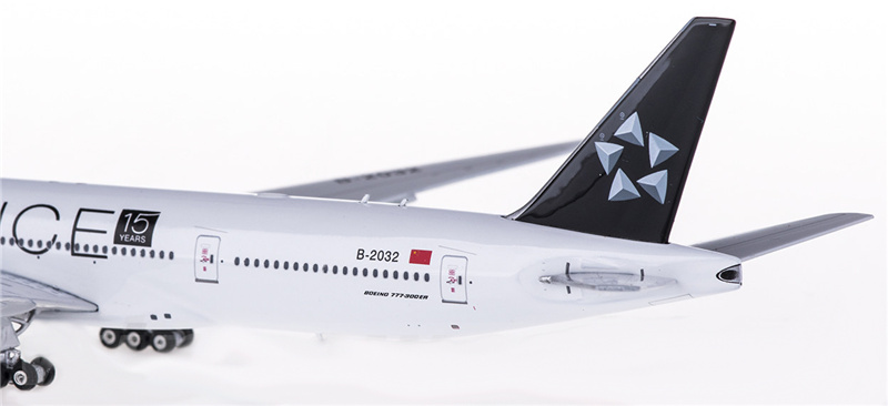 Phoenix China 中華航空 B777-300ER China Airlines Boeing 777-300ER B-18006 中華航空 60 Years