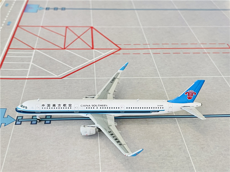 商談品‼️Air China A321 1/200 スケールモデル 51PNa-H31gL._UF350,350_QL50_.jpg