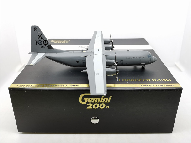 航空機・ヘリコプター GEMINI LOCKHEED C-130J ZH886 1/200 Amazon.com: GeminiJets GMLFT119 Luftwaffe Lockheed C-130J