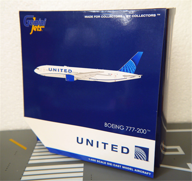 GeminiJets United Airlines for Boeing B777-200 N210UA 1:400 plane 