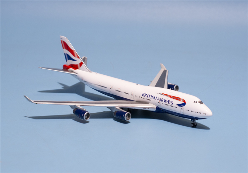 GeminiJets 1:400 British Airways Boeing 777-200ER G-YMMR