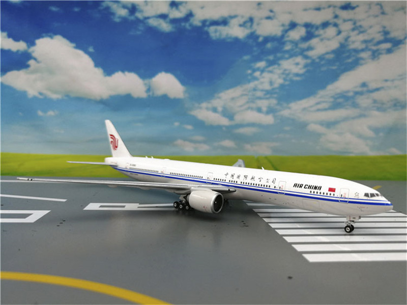Phoenix AIR CHINA for BOEING B777-300ER B-2085 Standard