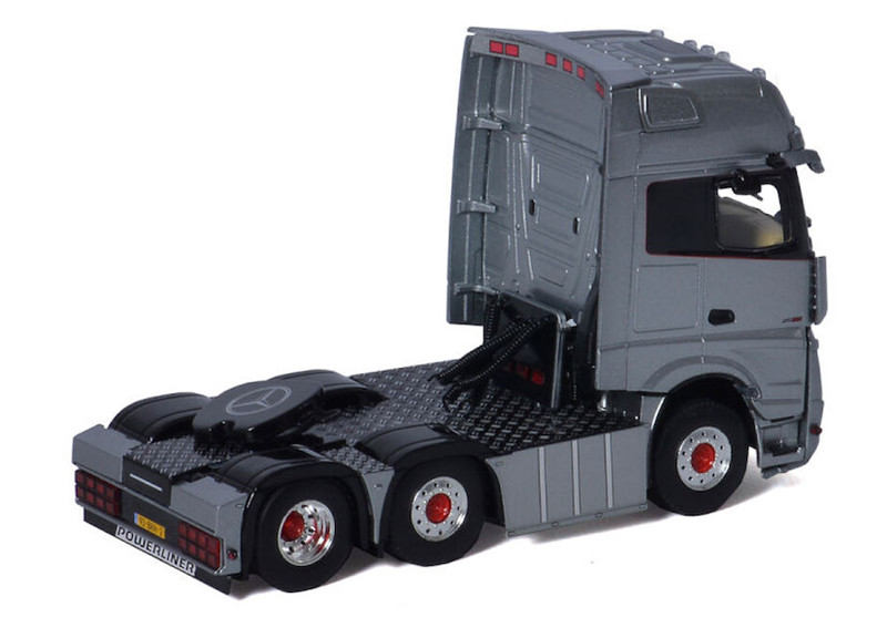 WSI for MERCEDES-BENZ ACTROS MP5 GIGA SPACE 6X2 TWINSTEER cab 1/50