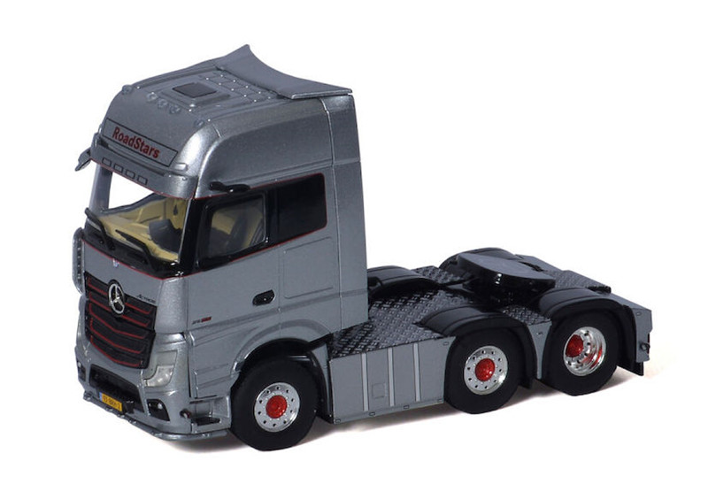 WSI for MERCEDES-BENZ ACTROS MP5 GIGA SPACE 6X2 TWINSTEER cab 1/50