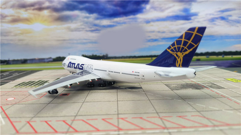 Phoenix Atlas Air For Boeing B747-230B N507MC Dragonair