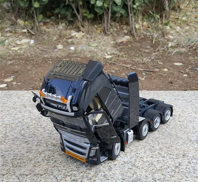 11R-001 Marge Models 1/32 ボルボ トラック FH6 Amazon.com: Marge Models for Volvo FH16 8x4 Tractor Black Tractor