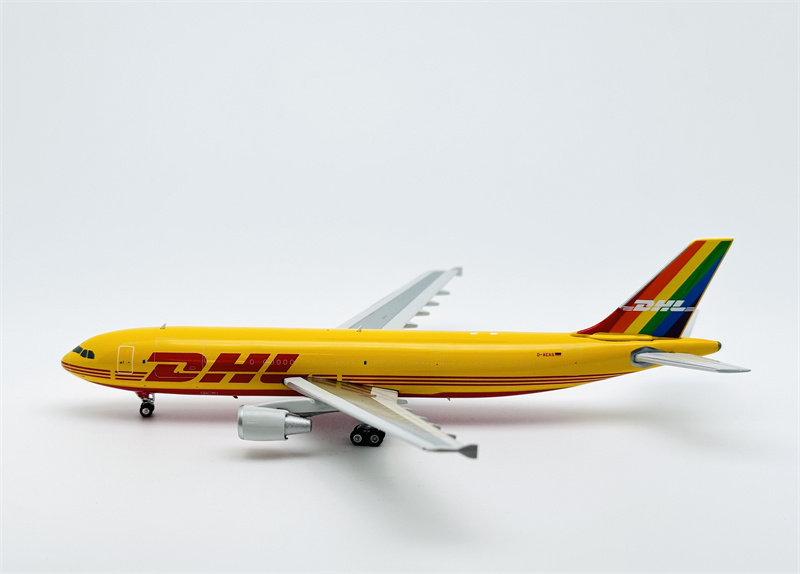 TDA 東亜国内航空 Airbus A300 Scale 1:400 TDA 東亜国内航空 Airbus A300 Scale 1:400 - メルカリ