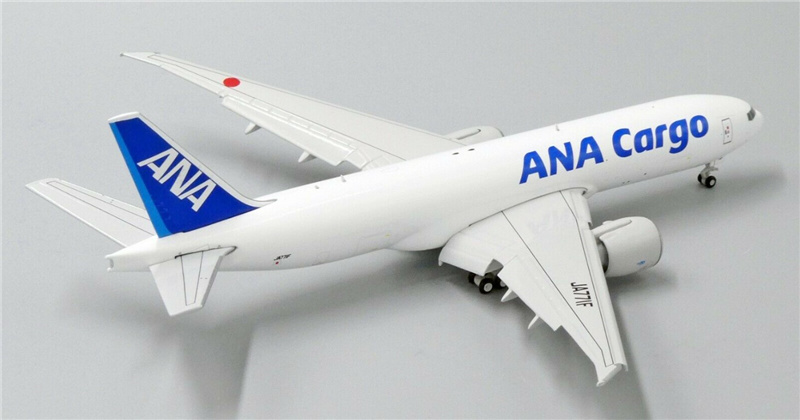 JC Wings JA771F 1:400 全日空 ANA B777-200F JC Wings ANA Cargo For Boeing B777-200F JA771F Flaps Down 1