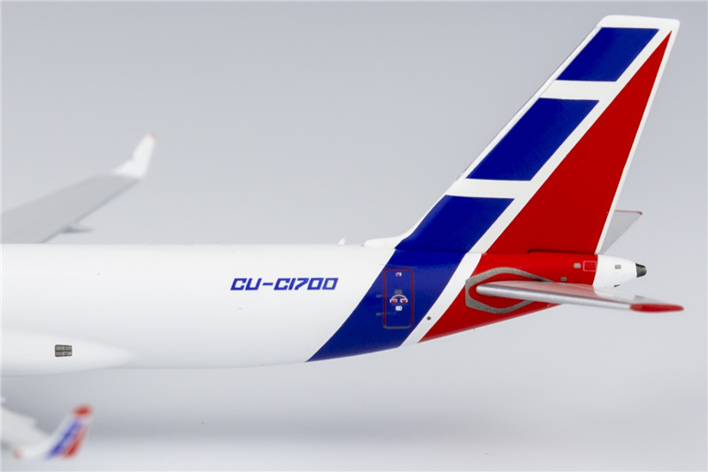 Tu-204-100 1:400 Diecast Model - Panda Models PD-PM202119