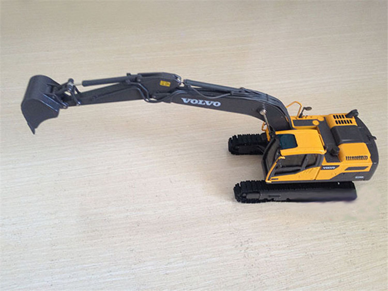 for MOTORART FOR Volvo EC220D excavator 1:50 Truck Pre-built