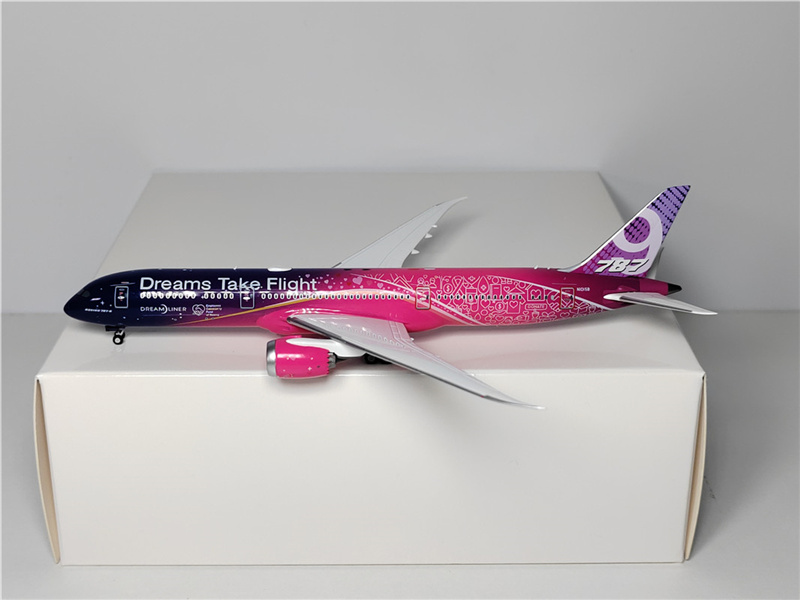 NG Model DREAMS TAKE FLIGHT FOR BOEING 787-9 N1015B 1:400