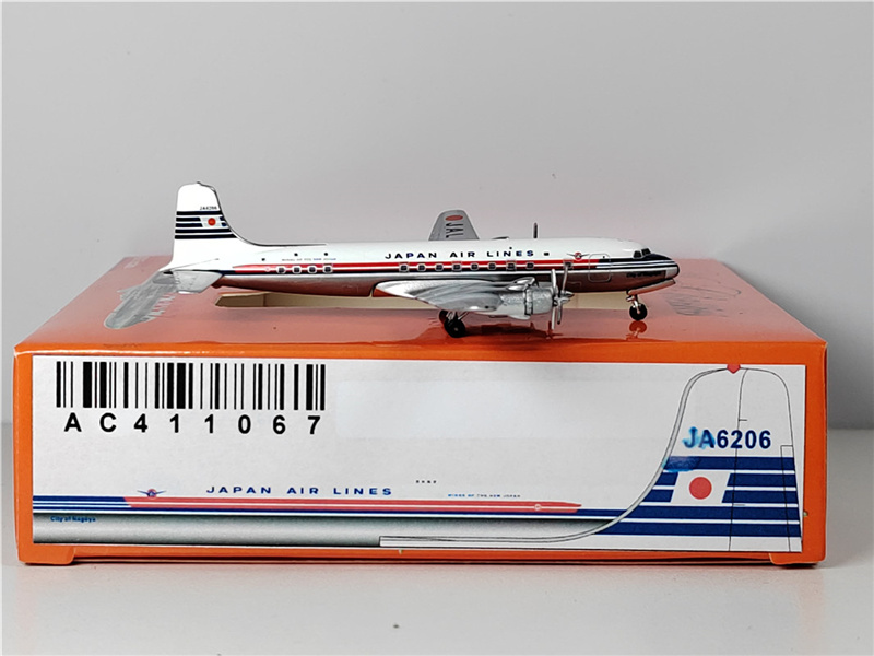 AeroClassics Japan Airlines For Douglas DC-6 JA6206 1/400 Plane