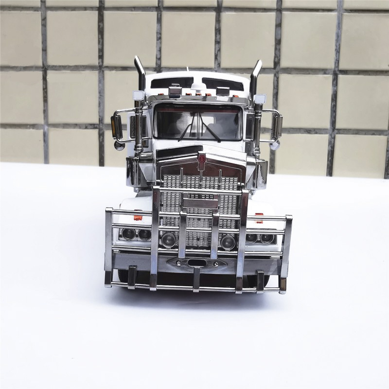 504-005 1/32 ケンワース T909 PRIME MOVER ホワイト 504-005 1/32 ケンワース T909 PRIME MOVER ホワイト b2b