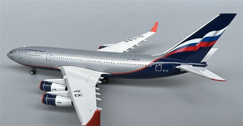 ※専用AEROFLOT Ilyushin IL-96-300 RA-96015 RA-96015 | Ilyushin IL-96-300 | Aeroflot | Stephane