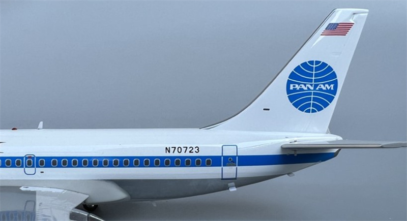 f*0様 限定SALE‼️1/200 PAN AM ボーイング737-200 f*0様 限定SALE‼️1/200 PAN AM ボーイング737-200 f*
