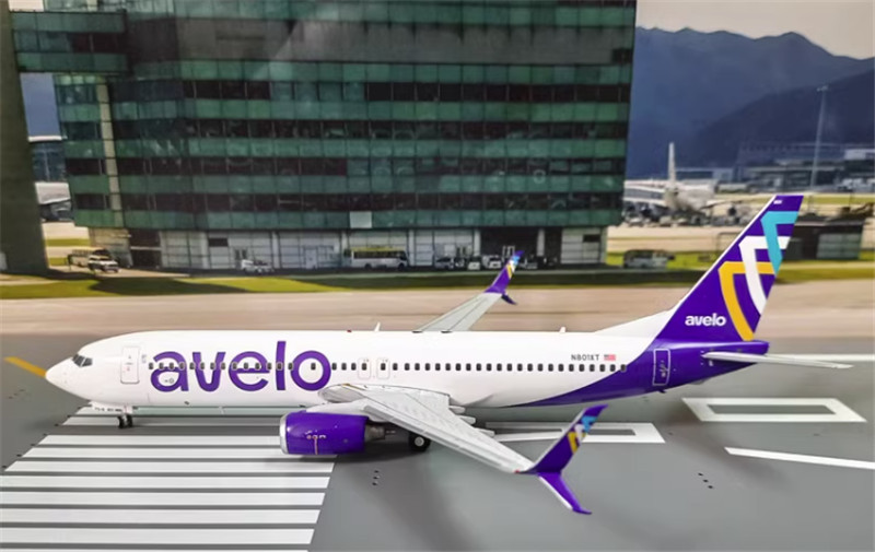 Gemini 200 AVELO エクストレイ航空 737-800 1/200 Geminijets Boeing 737-800 Aircraft 