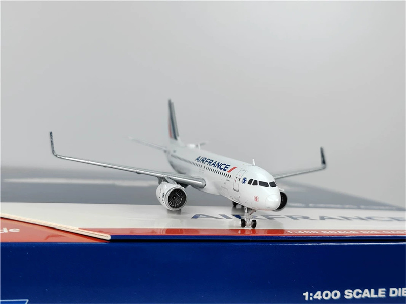 商談品‼️1/200 AIR FRANCE A320航空機モデル ScaleModelStore.com :: GeminiJets 1:200 - G2AFR1208 - Air