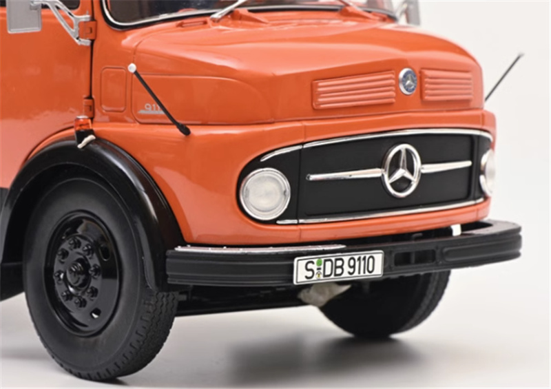 for Schuco for Mercedes for Benz L911 1952 Orange 1/18 Truck