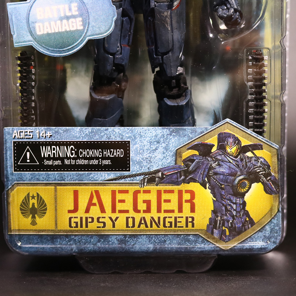 gipsy danger battle damaged