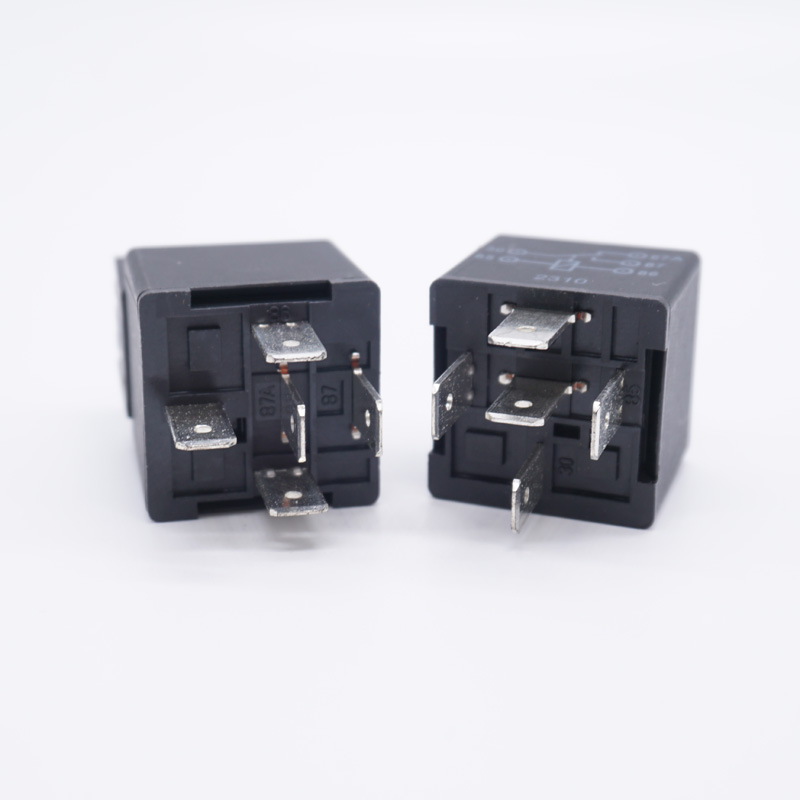 Hella 4RD93333201 12V Automotive Relay 20/40A 5 Pin eBay