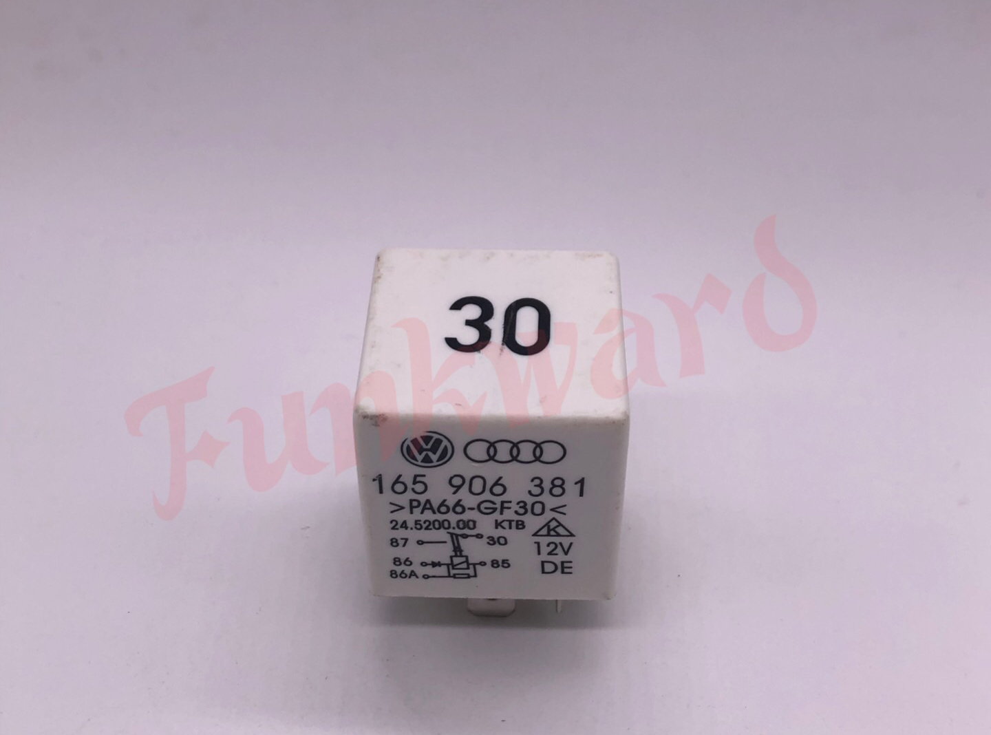 NEW Audi (9901) VW (9003) Control Module Relay 165 906