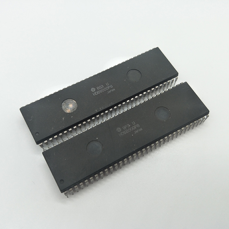HITACHI HD68000P 68000 VINTAGE CPU DIP64 x 1pc